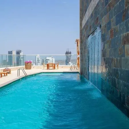 29th Floor Beachfront In Bocagrande!